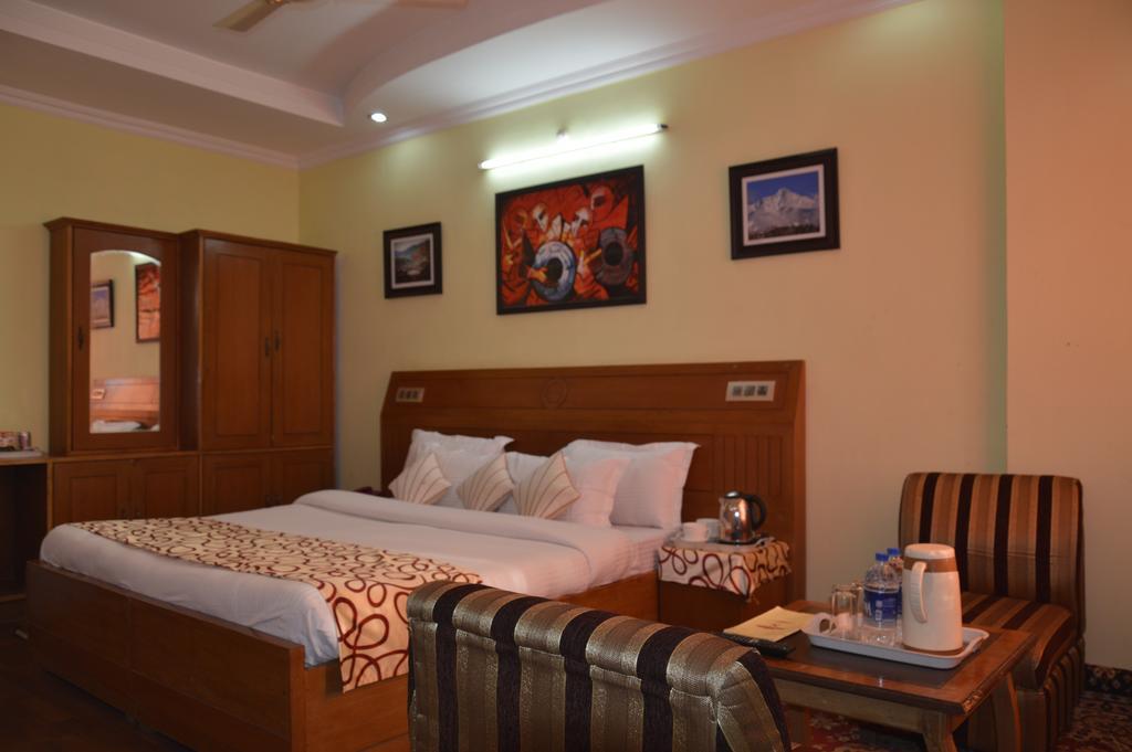 Hotel Sapphire Dharamshala Room photo